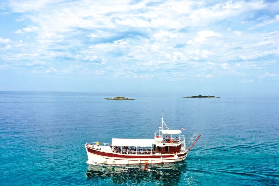 Poreč: Panoramic Morning Cruise Among 20 Islands with Drinks - Key points to know before you book