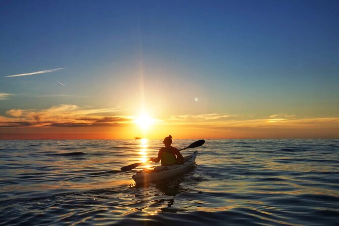 Poreč sunset sea kayaking tour - Guides Ilija and Vedran add practical value