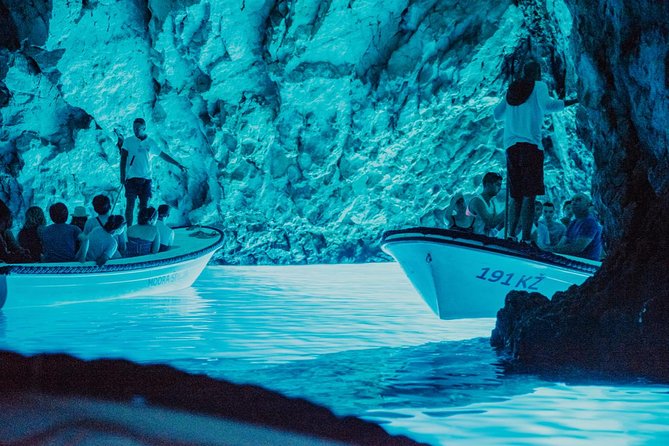 Private Blue cave, Mamma Mia and Hvar, 5 islands tour from Split - Komiza, where the morning slows down
