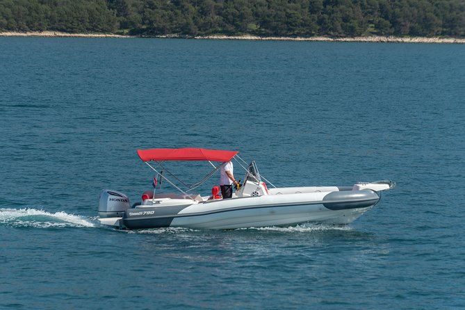 Private Blue Lagoon and island Solta speedboat tour - FULL DAY - Food, drinks, and what you should bring