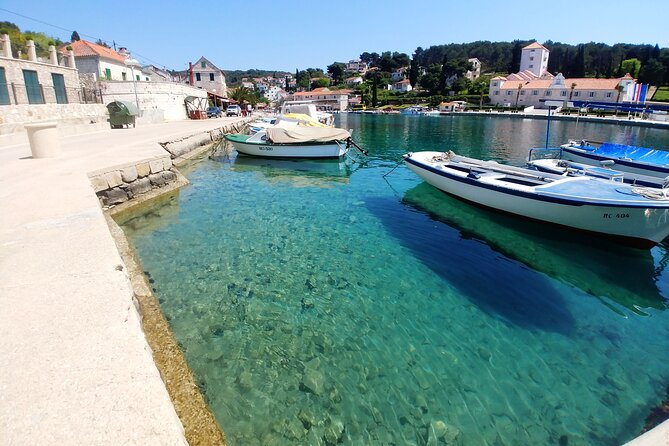 Private Boat tour to the Blue Lagoon & Solta - Swim, Snorkel, Tan and Relax! - What the private format changes