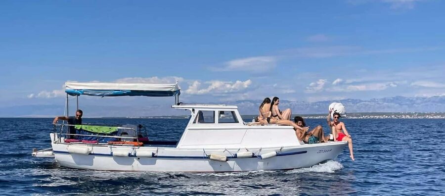 Private Boat tour with refreshing drinks Zadar - Who will enjoy this four-hour cruise most?