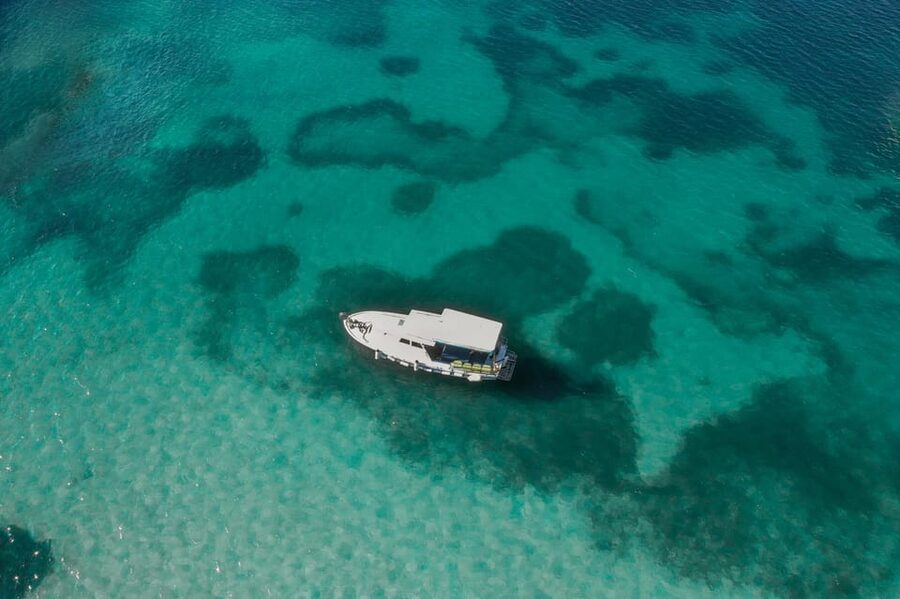 Private Boat tour with refreshing drinks Zadar - Ošljak, one of the Adriatic’s smallest inhabited islands