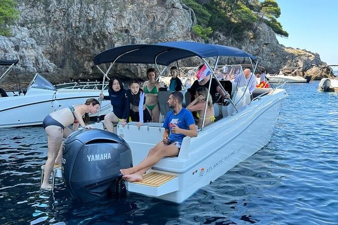 Private Elaphite Islands and Blue Cave : Dubrovnik - Sipan for villages and a change of pace