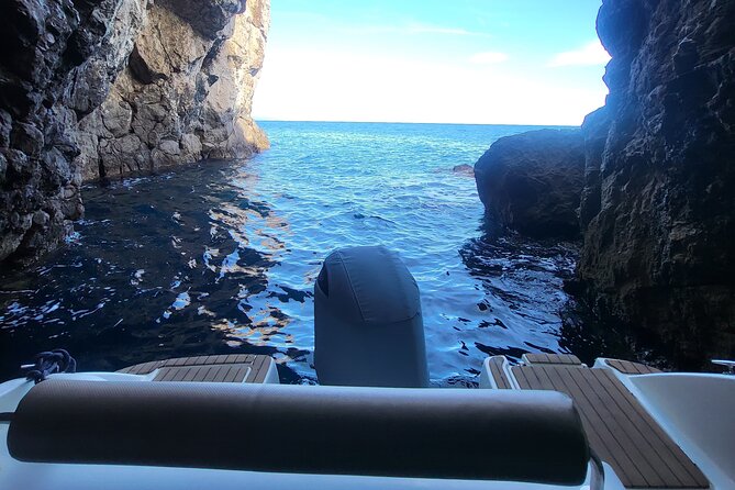 Private Elaphiti Islands Boat Tour Tailor-Made 8h - Osmoliš Beach and the last swim