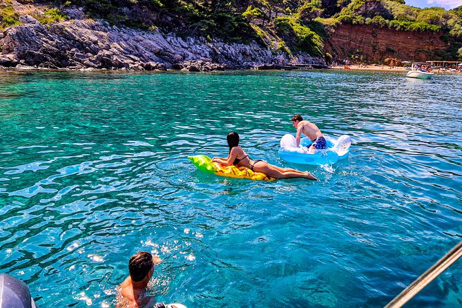 Private Full day Elafiti islands and Blue cave tour - Koločep: a final green island stop