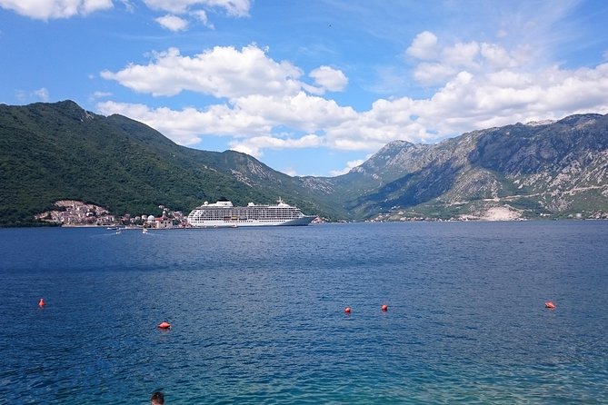 Private full day Montenegro tour - Herceg-Novi adds a brief border-town stop