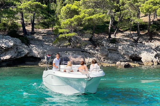 Private Full-Day Tour of Elaphiti Islands by Speedboat - Sikirica Bay and Koločep: the strongest swimming section