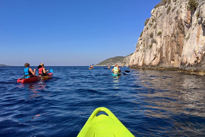 Private Half-Day Kayak Experience in Hvar and Pakleni Islands - Timing, weather, and what to pack