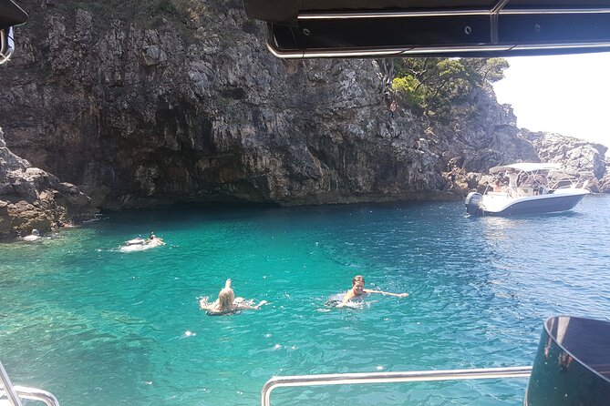 Private Half-Day Speedboat Guided Tour of Dubrovnik Islands - Kolocep and the blue-cave swim
