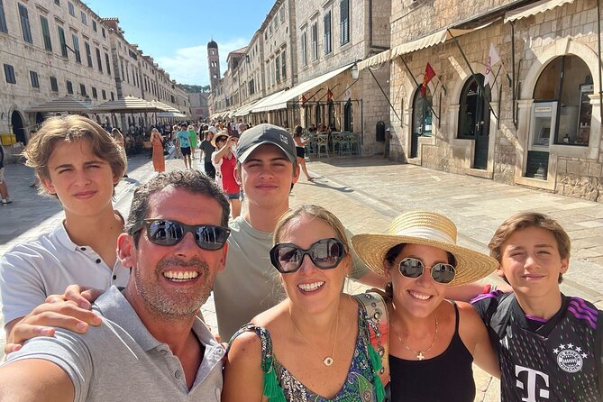 Private History Old Town and City Wall Tour in Dubrovnik - The Old Town route, from fountain to side street