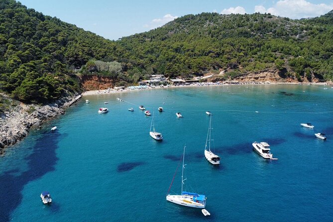 Private Inter-Island Tour from Dubrovnik to Elaphiti Islands - Lopud: sandy beach, old buildings, and lunch