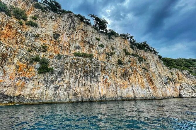 Private Plavnik Island Half-Day boat trip with capt. Bobo - Two hours or more in the water
