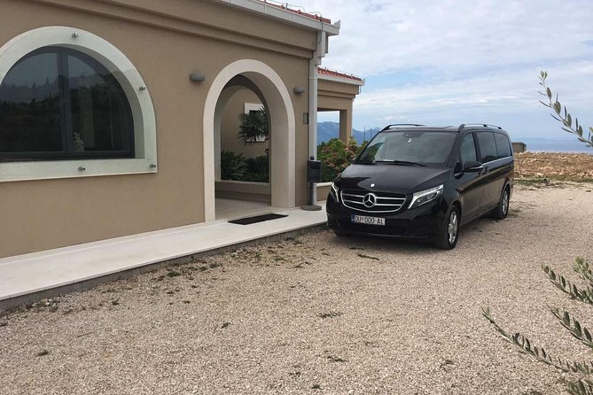 Private Point to Point transfer Dubrovnik - Split with stop in Ston - Food, wine, walls, or salt pans