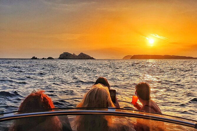 Private romantic Sunset tour - The Dubrovnik City Walls from the sea