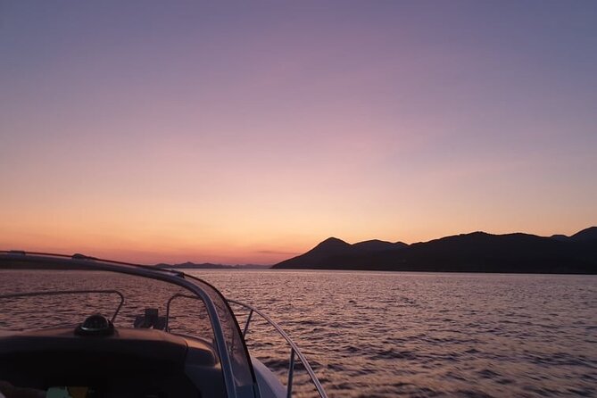 Private romantic Sunset tour - Lokrum Island as the final natural backdrop