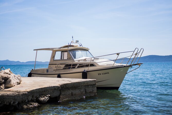 Private Sailing Tours in Zadar Archipelago - Ošljak: a quiet first stop for swimming and snorkeling