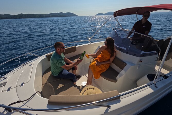 Private Speedboat Tour- Blue cave, sandy beaches and snorkelling - Why a private speedboat works well around Dubrovnik