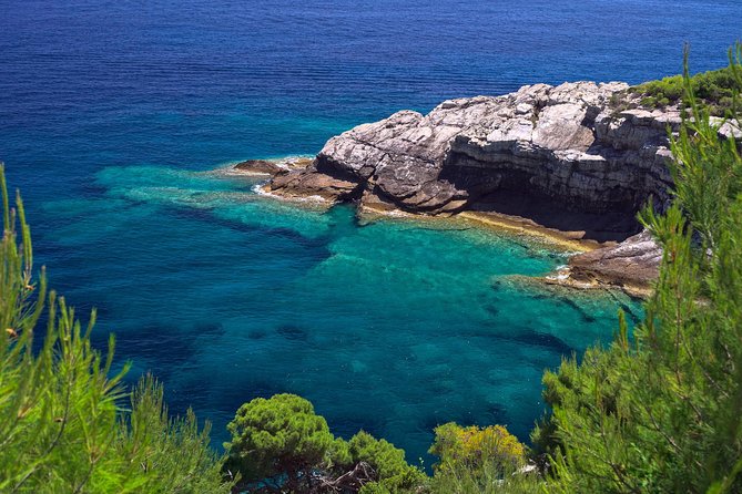 Private speedboat tour to the islands - Comfort, equipment, and practical limits