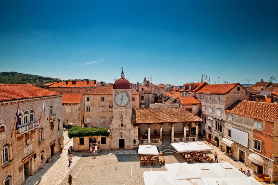 Private Split & Trogir Wine Tasting & Vineyard with Sea View - Guides, language, and private pacing
