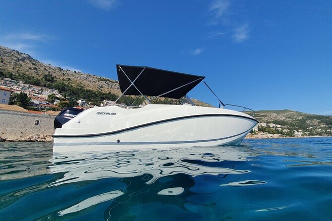Private tour to the Elafiti with Barracuda 545 - half day 4h - Lunch, drinks, and island time