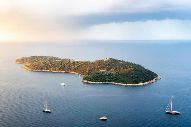 Private Tour: Wine & Sunset Experience at boat - Dubrovnik at sunset, seen from an open boat