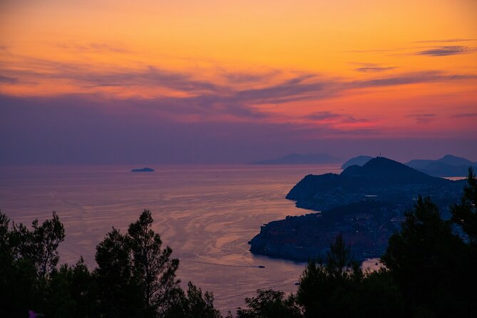 Private Tour: Wine & Sunset Experience at boat - The city walls from the Adriatic side