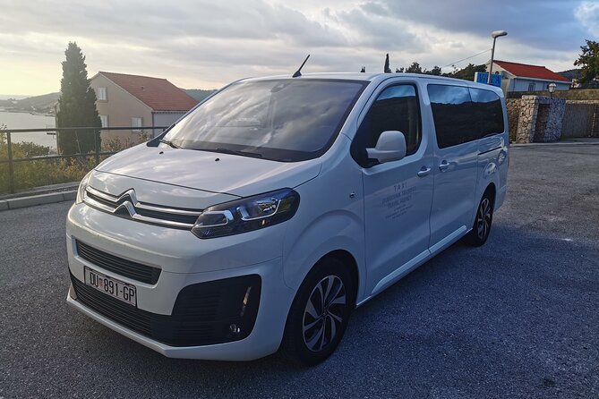 Private Transfer by 8 seats van from and to Dubrovnik Airport - What the Ride Is Like Onboard