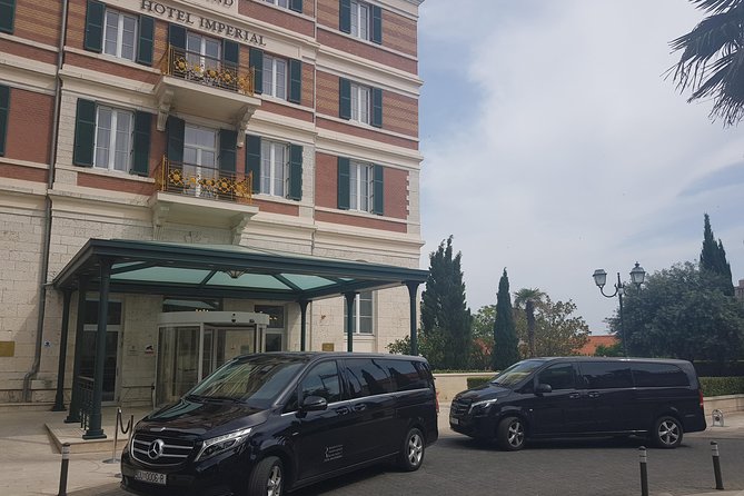 Private transfer Dubrovnik airport to Dubrovnik ACI Marina in Komolac - Service quality and the people behind the wheel