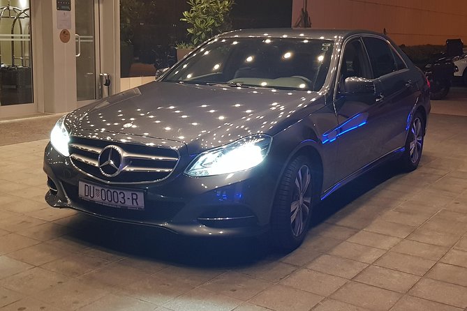 Private transfer Dubrovnik airport to Dubrovnik ACI Marina in Komolac - Meeting your driver at Dubrovnik Airport
