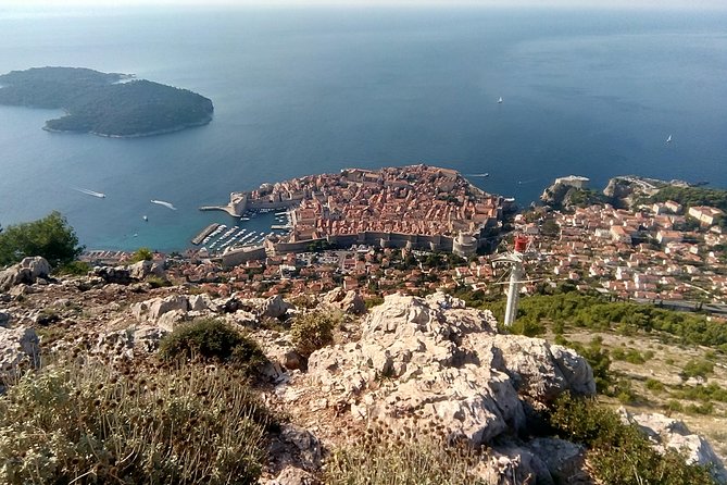 Private Transfer: Dubrovnik to Split - Riding in a private, air-conditioned vehicle