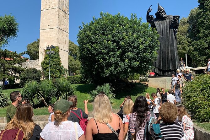 Private Walks & Storytelling - the best small group tour in Split - The tiny street called Let Me Pass