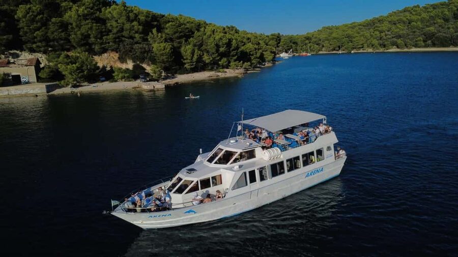 Pula: Brijuni National Park Dolphin Watching Tour w/Dinner - The route toward Brijuni National Park