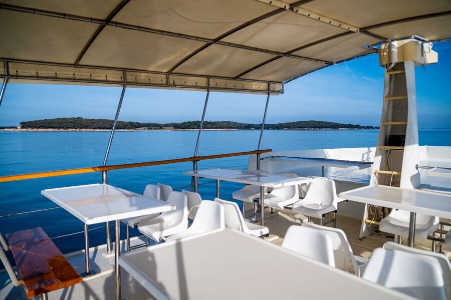 Pula: Brijuni National Park Sunset, Dolphins & Dinner Cruise - Who should book this Brijuni sunset cruise?