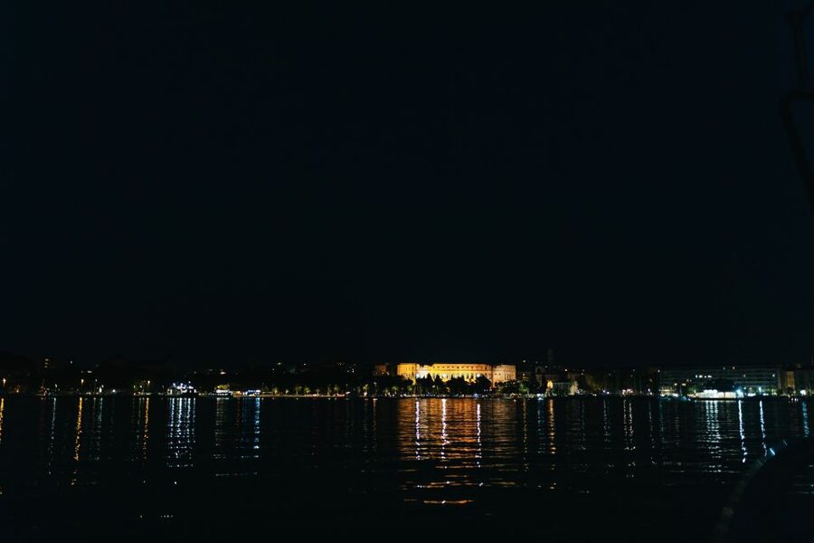Pula: Brijuni Sunset Dolphin Cruise with Dinner & Drinks - Comfort, accessibility, and what to bring