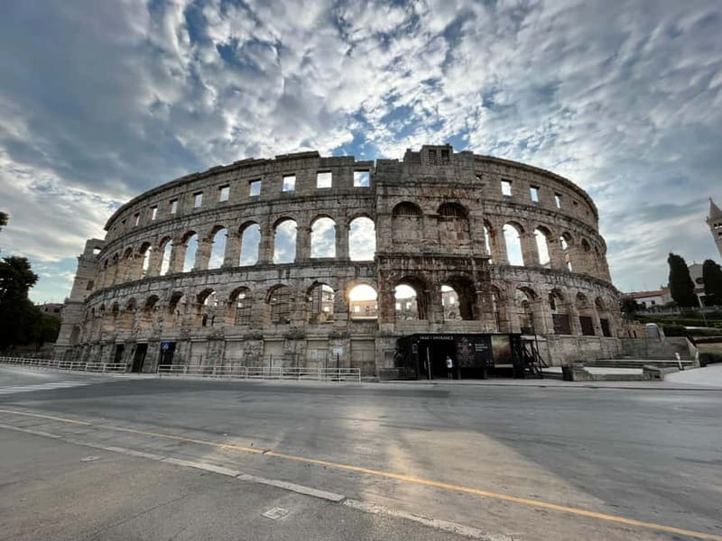 Pula by E-Bike: Roman Ruins, Sea Views & Hidden Gems - Stoja brings the coast into view