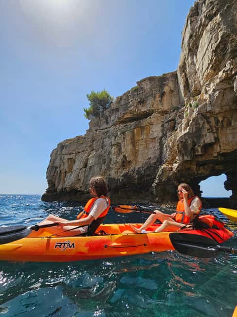 Pula: Cave Kayak Tour, Snorkeling and Island Jumping - Should you book the Ambrela Beach kayak tour?