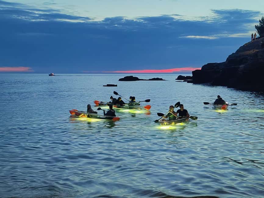 Pula: Cave Sunset/Night Tour in Transparent Kayak - The short lesson before the night paddle