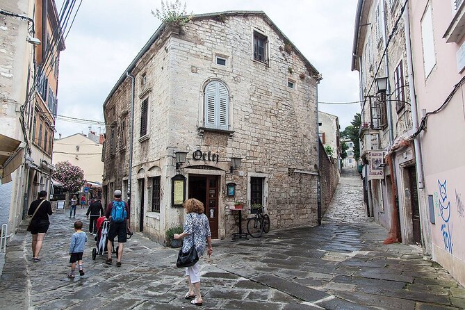 Pula Essentials Walking Tour - Why this short walk works well in Pula