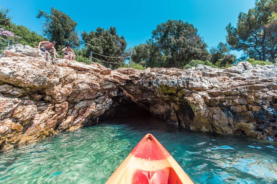 Pula: Kayak Adventure with Cave & Island Snorkeling - What the guides add to the experience