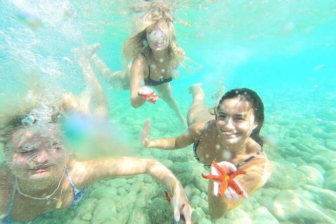 Pula:Kayak Tour-Cliff jumping,snorkeling&free GoPro pictures - Key points at a glance