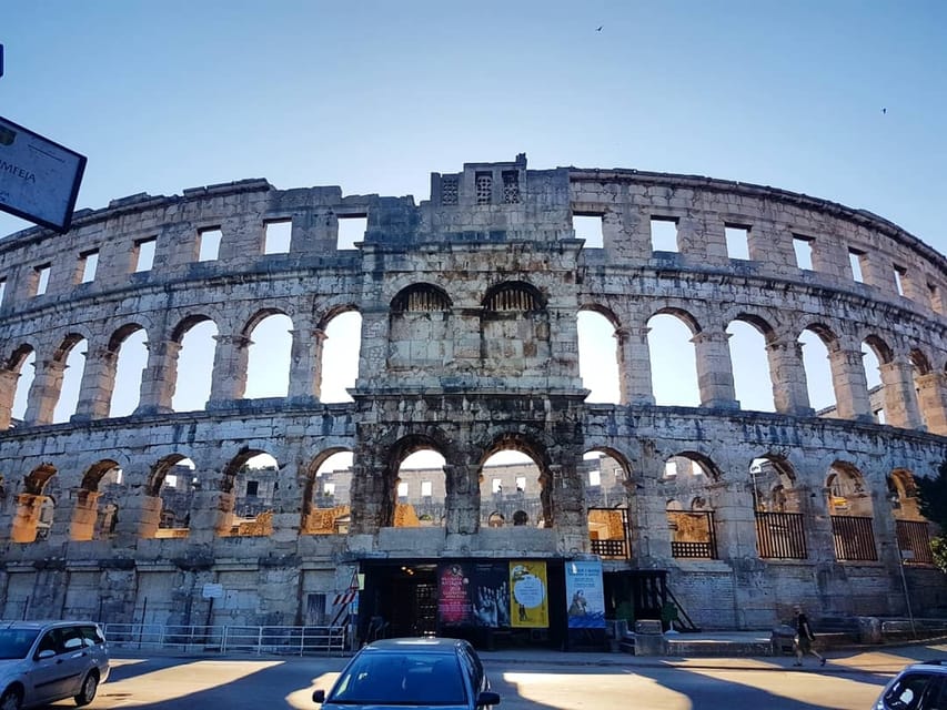 Pula: Old Town Walking Tour for Foodies with Dinner and Wine - Should you book this Pula food tour?