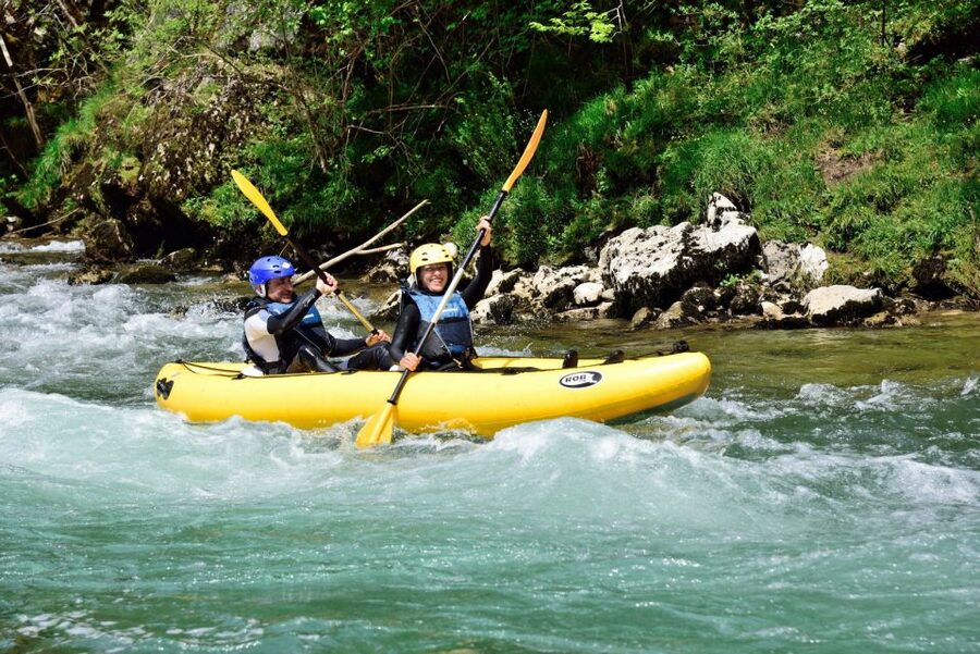 Rafting/Kayaking adventure river Kupa - The 15-minute ride to the river