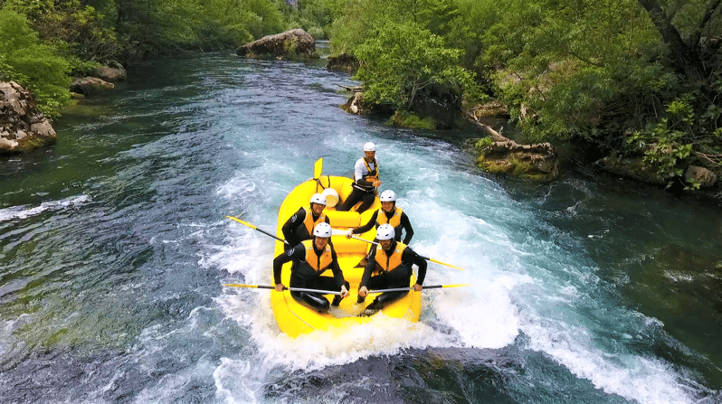 Rafting on the Cetina river - Meeting at Pinta Rafting and riding to the river