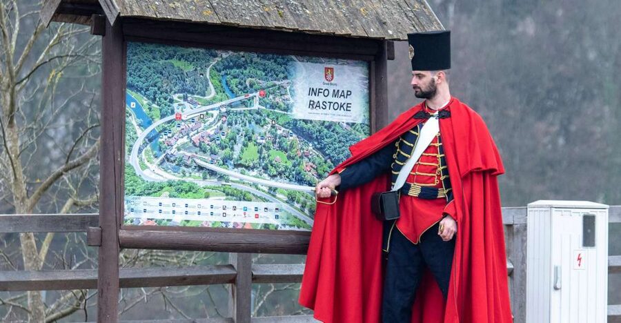 Rastoke Tour Guide - Meeting an 18th-century Croatian soldier