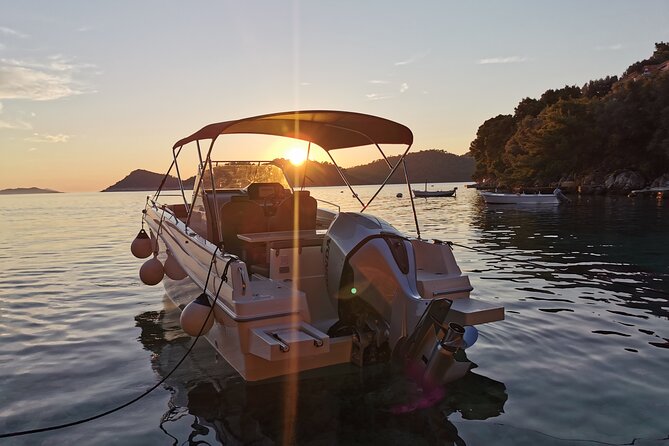 Rent a luxury speed boat for great fun on this Elaphiti Islands tour - What past captain feedback tells you