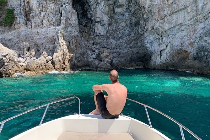 Rent a speed boat and explore beaches and coves of Elaphiti Islands - What to bring and what not to expect
