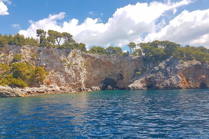 Rent a speed boat and explore beaches and coves of Elaphiti Islands - Who should book this private island day