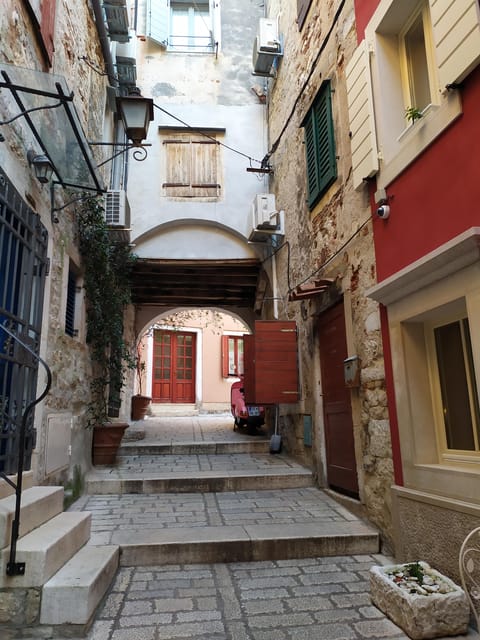 Romantic Rovinj - a private walking tour - Carrera Street shows Rovinj’s everyday face