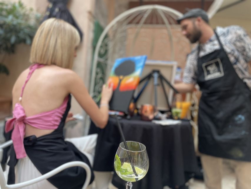 Rovinj: Artafera painting workshops - Paint, wine & more - Why beginners usually do well here